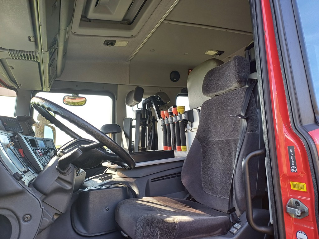 SCANIA P94 - Afbeelding 9