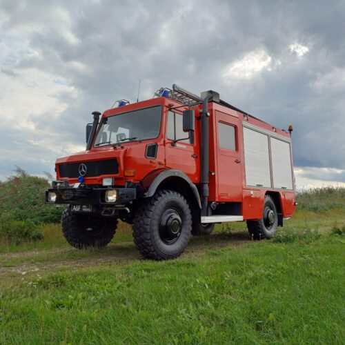 M-B Unimog 2450L
